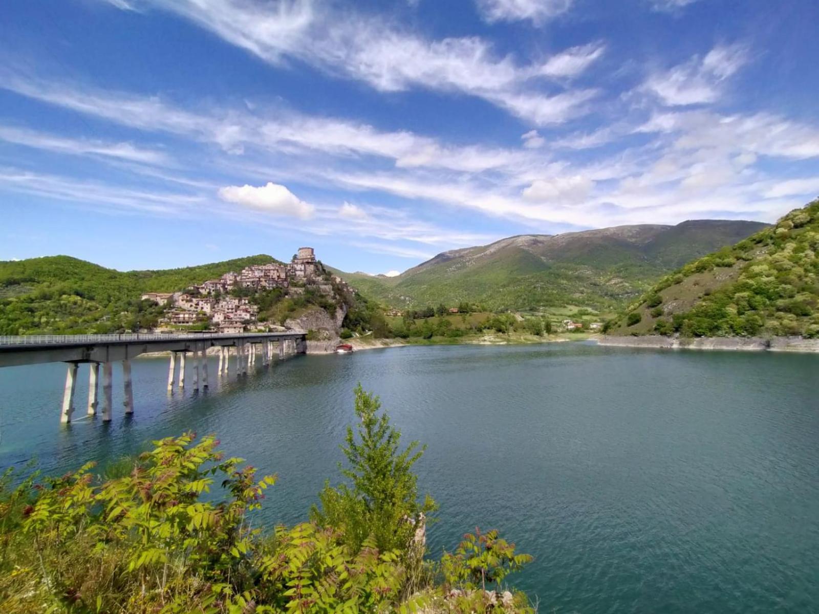 Casa Matilda Casa Vacanze Castel di Tora Quarto foto